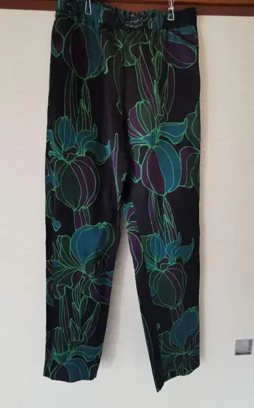 DRIES VAN NOTEN 플라워 프린트 팬츠