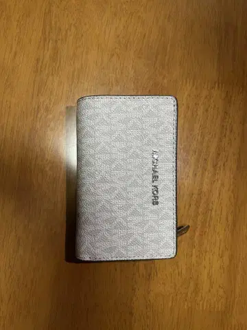 Michael Kors 접이식 지갑 화이트