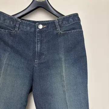 부츠 컷 데님