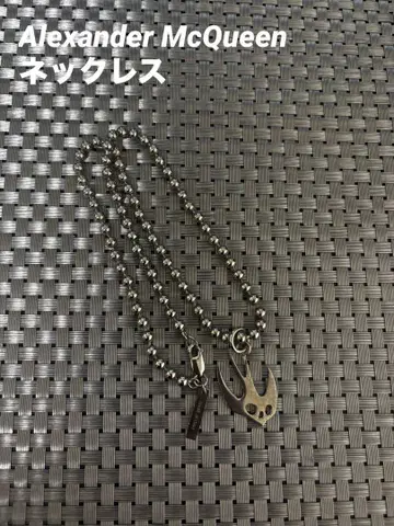 Alexander McQueen 목걸이