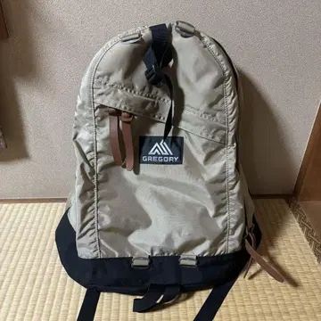 그레고리 샌드 베이지 데이팩