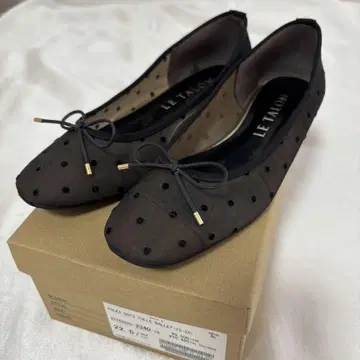 LE TALON 도트 무늬 발레 슈즈 22.5cm
