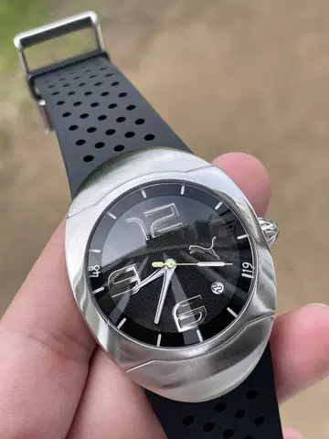 Puma 블랙 아날로그 시계