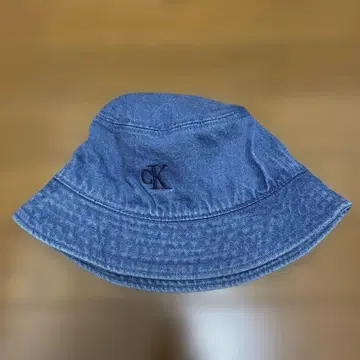 캘빈클라인 Calvin Klein Jeans 버킷 햇