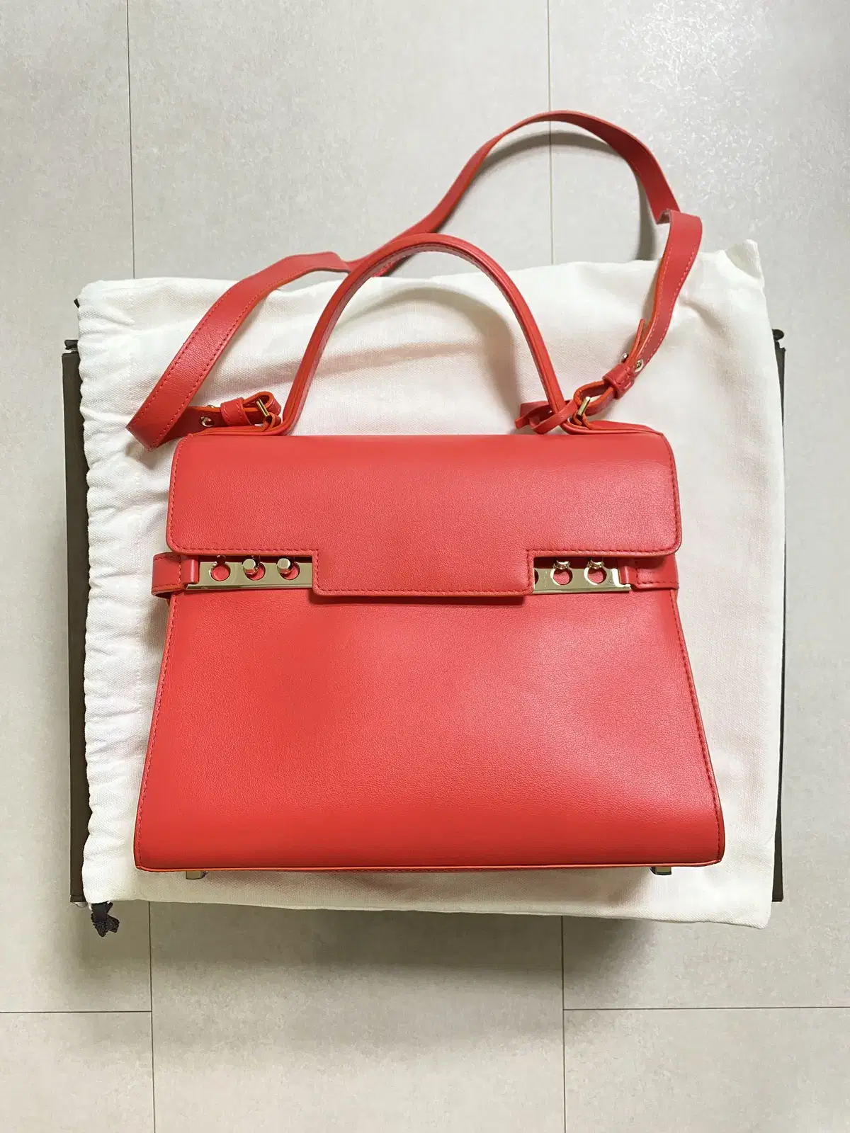 델보 DELVAUX 탕페트 땅페트 톰페트 Tempete MM 토트백
