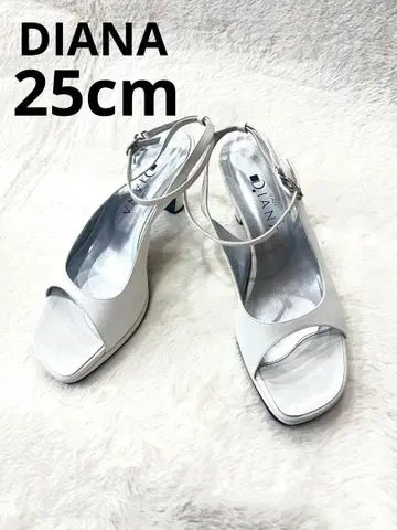 미사용 DIANA 다이애나 샌들 - 25cm 흰색 화이트 스트랩