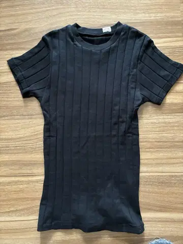 Young & Olsen BROAD RIB CREW NECK 블랙