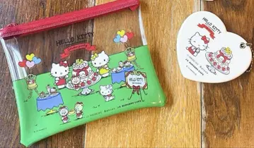 J.S. BURGERS CAFE 헬로키티 콜라보 파우치 거울 세트