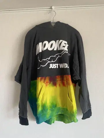 MOOKEE by YUSKE JUST WEED 후드티