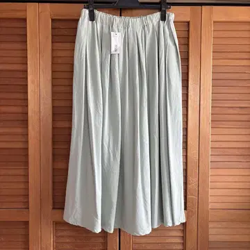 NATURAL LAUNDRY 민트 그린 플리츠 스커트 사이즈 2