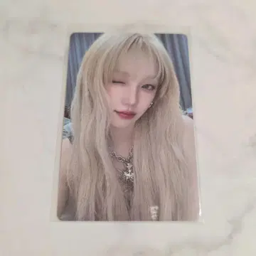i-dle 우기 we are CD 트레이딩 카드 소책자