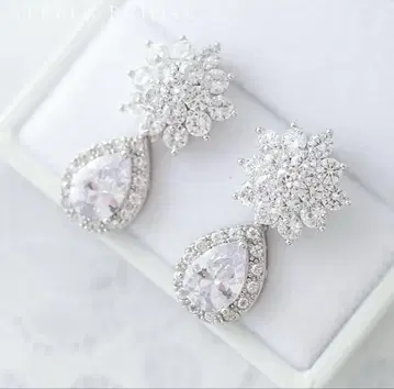 STELLA BRIDAL 브라이덜 귀걸이 티어드롭형