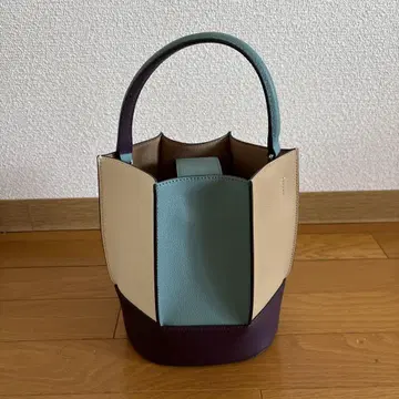 루브르 쓰리 웨이 백