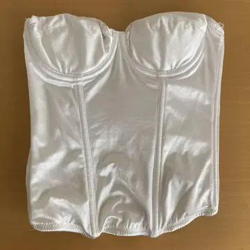 화이트 브라이덜 이너 C65