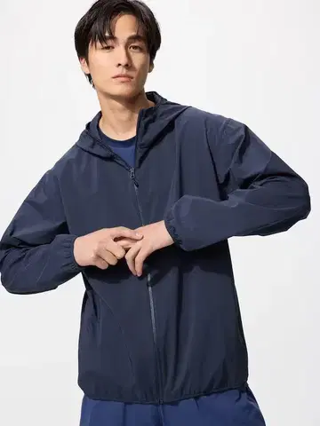 유니클로 포켓터블 UV 차단 후드티/NANODESIGN XL 네이비