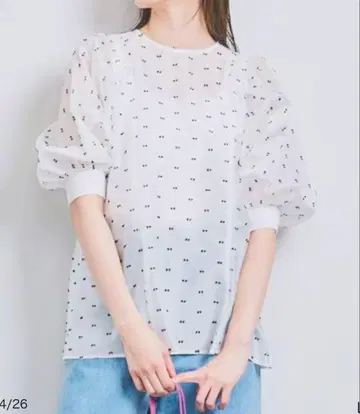 UNITED ARROWS 애로우즈 사다리 컷 자카드 블라우스 완판