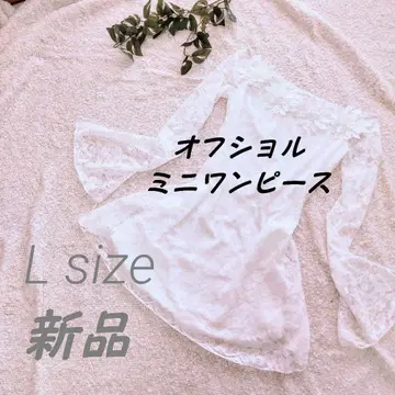 화이트 레이스 플레어 슬리브 미니 원피스