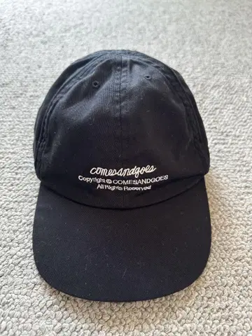COMESANDGOES 카무즈앤드고즈 COMES CAP