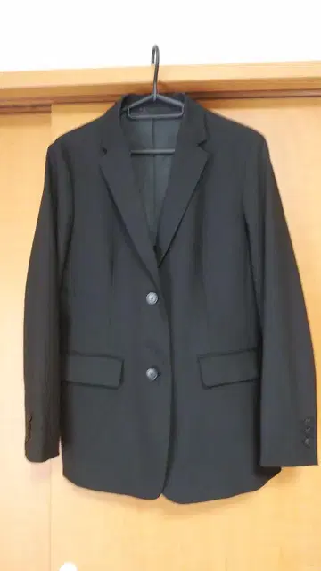 1001 유니클로 상하의 수트 시착만 한 상품 고급 상품 블랙