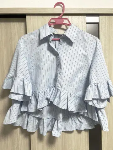 지유 from rokh 페플럼 셔츠 M