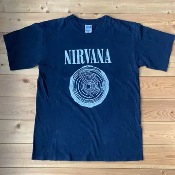 NIRVANA vestibule 서클 티셔츠 카피라이트 빈티지
