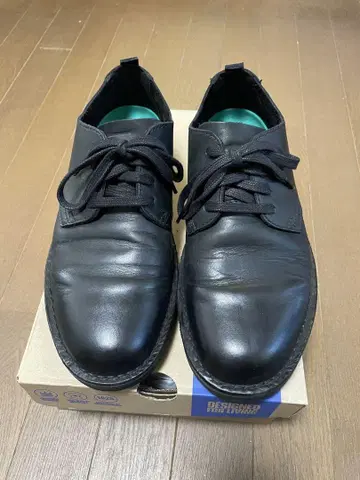 Clarks Shepton Low 블랙 가죽 신발 25.5cm