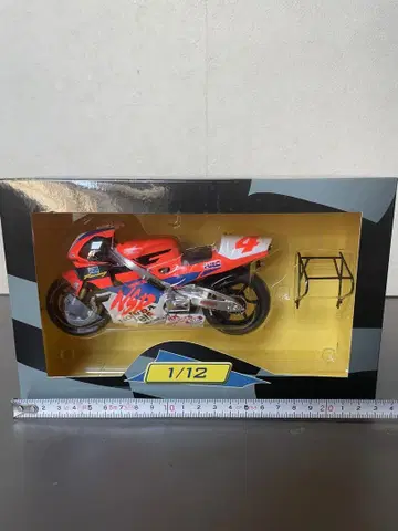 혼다 NSR500 1994 믹 두한 1/12 스케일 HRC