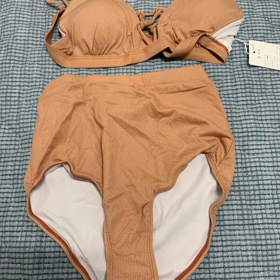 ☆【AGNEL】☆Swan Bikini Bra＆High-waisted Panty SE.T☆ MUSINSA | AGNEL black swan bikini bra