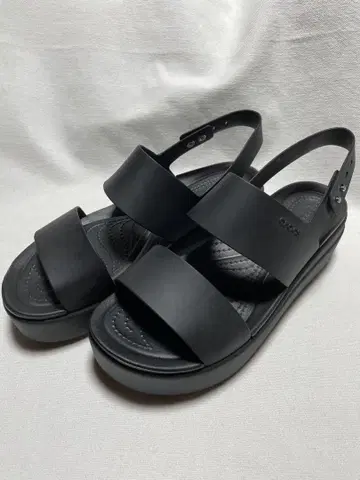 크록스 블랙 스포츠 샌들
