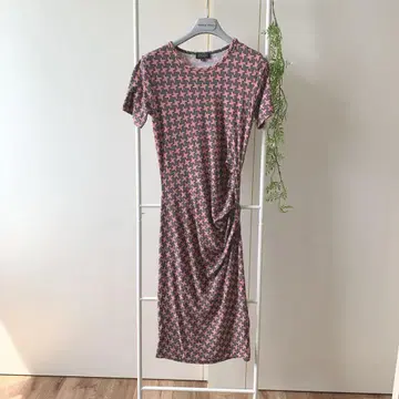 컨디션 최상 ESCADA 원피스 32