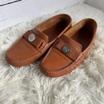 IL BISONTE 일비손테 펌프스 가죽 24cm