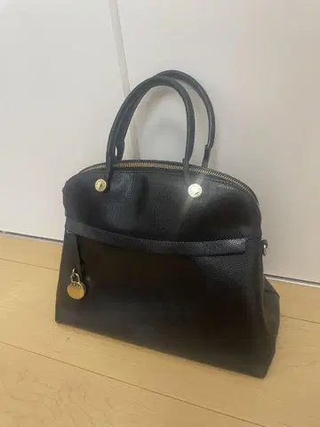 훌라 블랙 핸드백