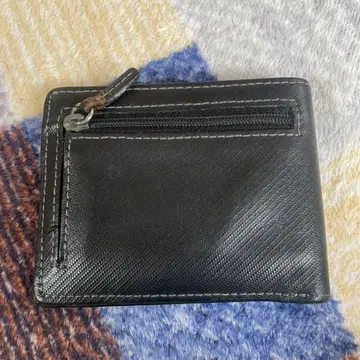 블랙 가죽 접이식 지갑