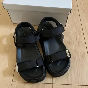 오파크 도트 클립 여성용 샌들