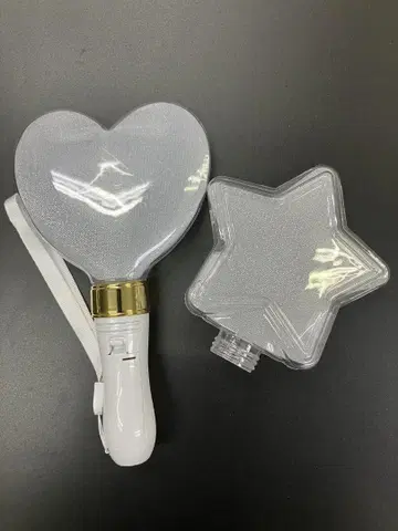 하트 펜라이트와 별 모양 헤드