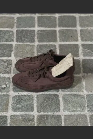 브라운 스웨이드 모카신 신발