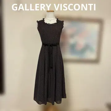 GALLERY VISCONTI 도트 무늬 슬리브리스 롱 원피스