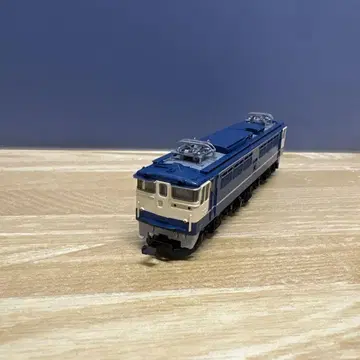 토미크 2101 EF65 1100
