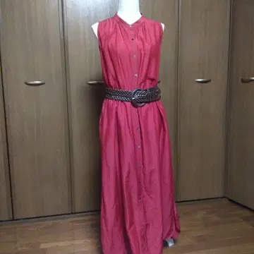 어반 리서치 슬리브리스 원피스