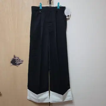 어반 리서치 블랙 와이드 턴백 팬츠 M 사이즈