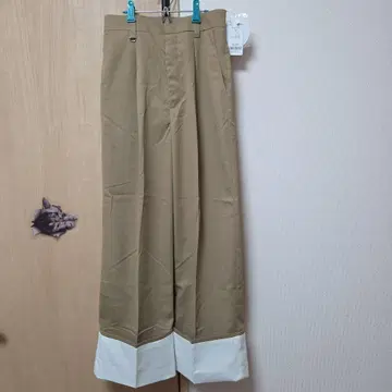 어반 리서치 베이지 와이드 턴백 팬츠 M 사이즈