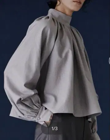 ur's 유어즈 하이넥 개더 볼륨 블라우스 M 그레이