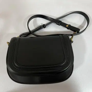 자라 숄더백