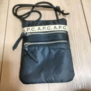 아페쎄 블랙 사코슈