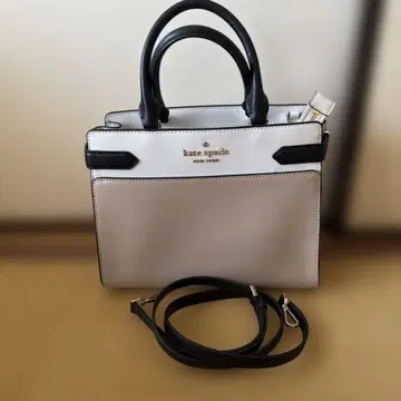 Kate spade NEW YORK 백