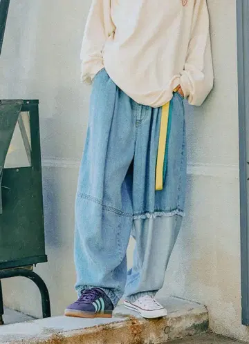 리메이크풍 데님 벌룬 팬츠