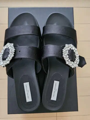 UNITED ARROWS 비쥬 블랙 샌들