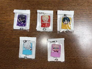 도즈루사 연결되는 아크릴 참