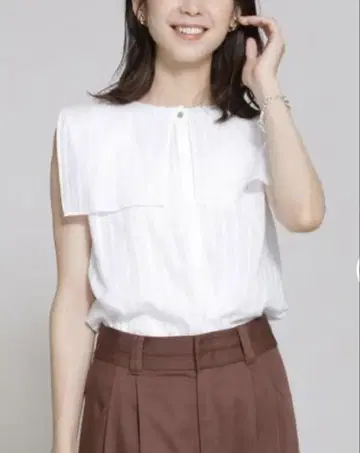 나노 유니버스 슬리브리스 블라우스 38 화이트