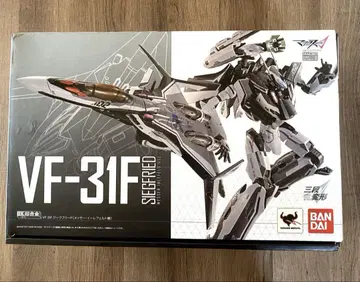 DX 초합금 VF-31F 지크프리드(메사 이레펠트 기체)